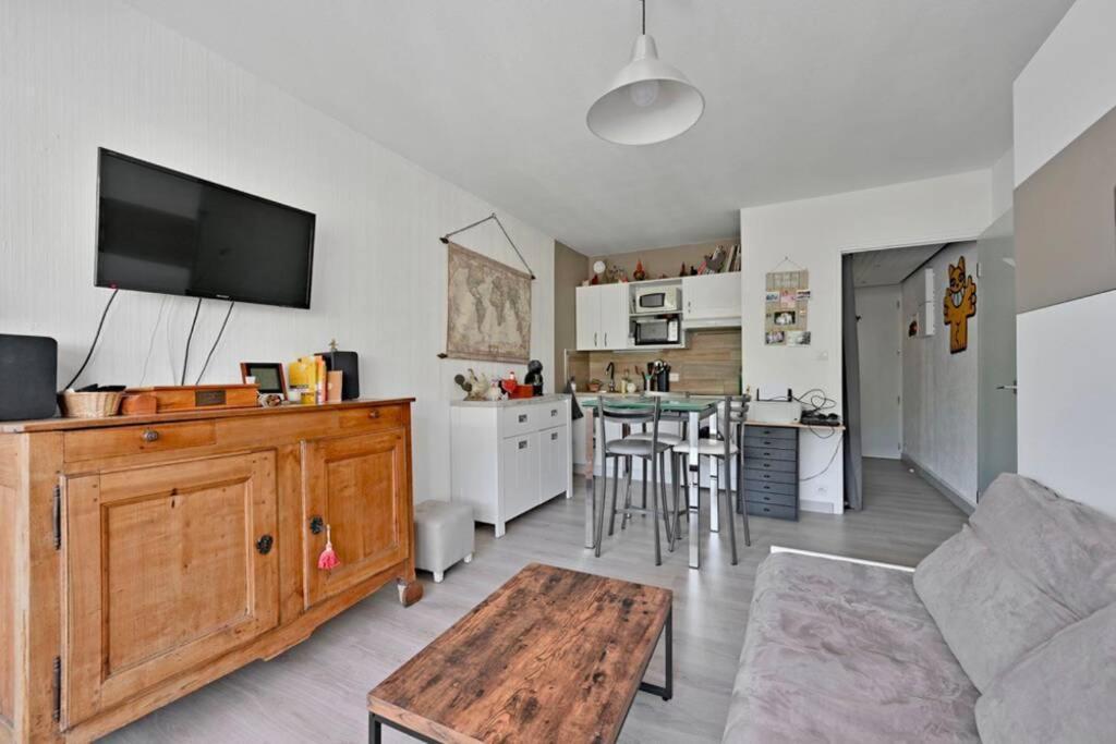 Magnifique Studio A Sete Proche Des Plages Exterior photo